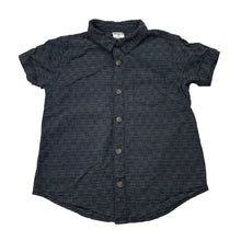 Load image into Gallery viewer, Boys H&amp;T, cotton short sleeve shirt, GUC, size 3,  