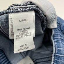 Load image into Gallery viewer, Boys 1964 Denim Co, lightweight stretch denim shorts, elasticated, FUC, size 5,  