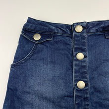 Load image into Gallery viewer, Girls Country Road, lightweight stretch denim skirt, adjustable, L: 33cm, FUC, size 5,  