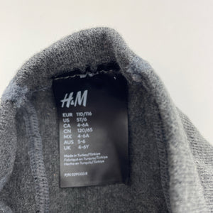 Girls H&M, grey stretchy stockings, EUC, size 5-6,  