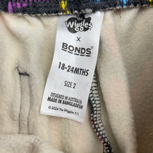 Load image into Gallery viewer, Unisex Bonds, x The Wiggles fleece lined stretchy pants, elasticated, Inside leg: 31cm, GUC, size 2,  