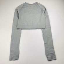 Load image into Gallery viewer, Womens GYMSHARK, cropped long sleeve activewear top, EUC, size XS,  