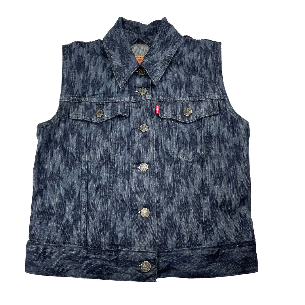 Womens Levis, dark denim vest, L: 48cm, armpit to armpit: 43cm, EUC, size S,  