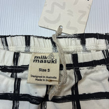 Load image into Gallery viewer, Unisex Milk &amp; Masuki, stretchy organic cotton blend drop-crotch leggings / pants, NEW, size 5,  