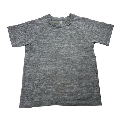 Unisex Uniqlo, sports / activewear top, FUC, size 3-4,  