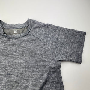 Unisex Uniqlo, sports / activewear top, FUC, size 3-4,  