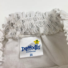 Load image into Gallery viewer, Girls Daffofils, cotton lined lightweight floral top, L: 29cm, armpit to armpit: 28cm, FUC, size 2-3,  