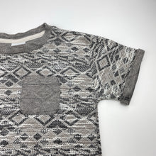 Load image into Gallery viewer, Unisex Cotton On, knit short sleeve top, GUC, size 6,  