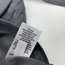 Load image into Gallery viewer, Boys Target, organic cotton long sleeve tee / top, EUC, size 5,  