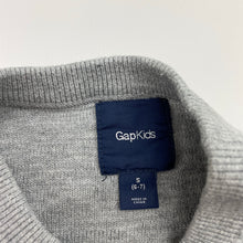 Load image into Gallery viewer, Boys GAP, grey knitted cotton sweater / jumper, GUC, size 6-7,  