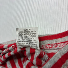 Load image into Gallery viewer, Unisex Marquise, red &amp; grey cotton footed leggings / bottoms, GUC, size 00,  