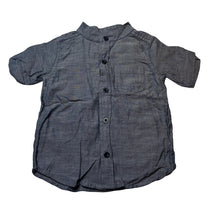 Load image into Gallery viewer, Boys Tiny Little Wonders, lightweight cotton short sleeve shirt, EUC, size 1,  