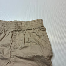 Load image into Gallery viewer, Boys Tiny Little Wonders, lightweight cotton shorts, elasticated, EUC, size 1,  