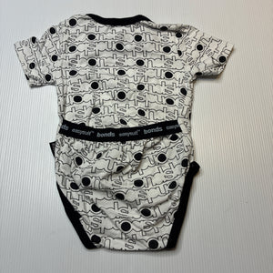 Unisex Bonds, stretchy easysuit bodysuit / romper, EUC, size 000,  