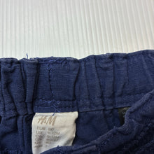 Load image into Gallery viewer, Boys H&amp;M, navy lightweight cotton shorts, adjustable, GUC, size 1,  