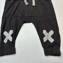 Load image into Gallery viewer, Boys Target, cotton leggings / bottoms, elasticated, GUC, size 00,  