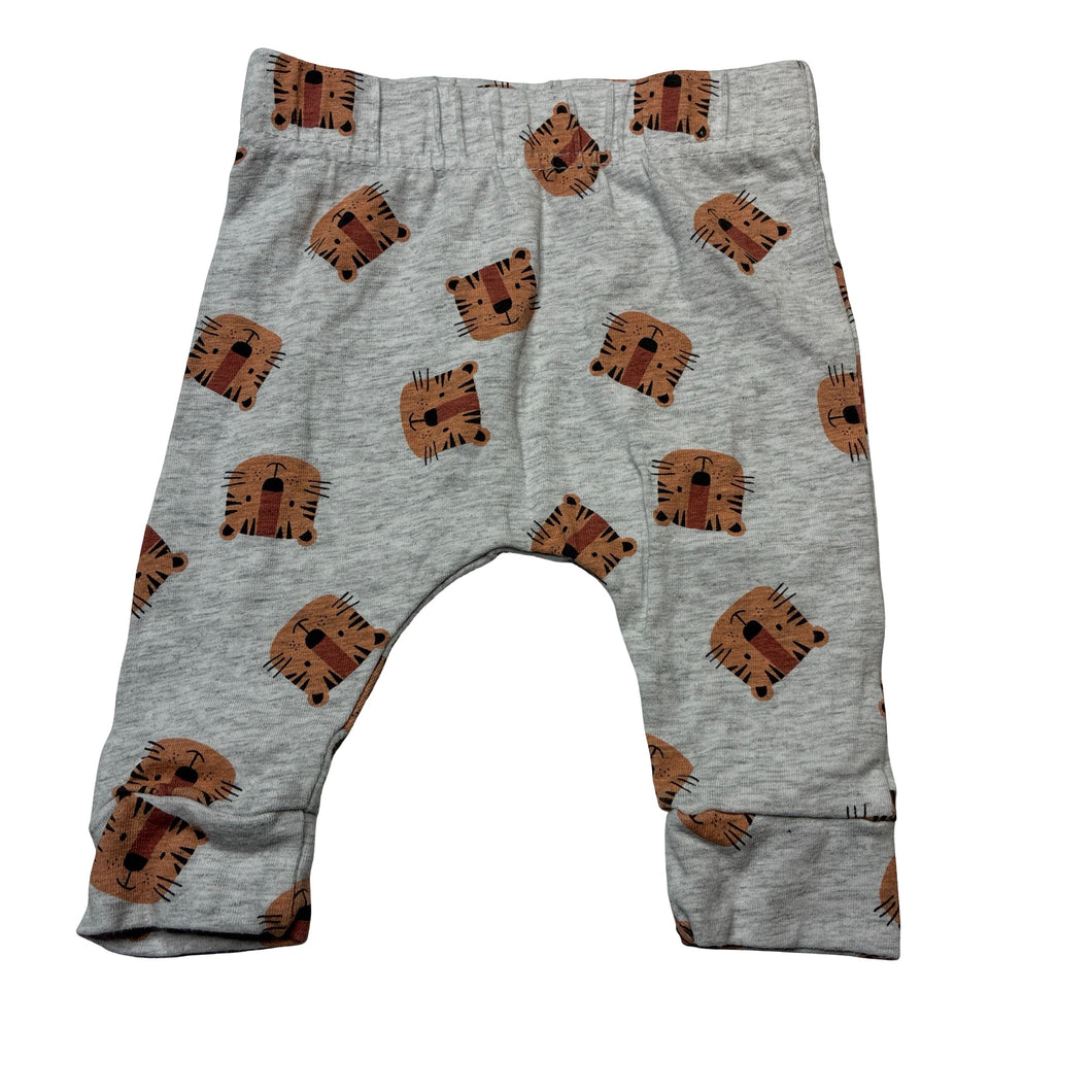 Unisex Baby Berry, stretchy leggings / bottoms, tigers, EUC, size 0000,  