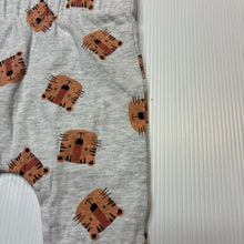 Load image into Gallery viewer, Unisex Baby Berry, stretchy leggings / bottoms, tigers, EUC, size 0000,  