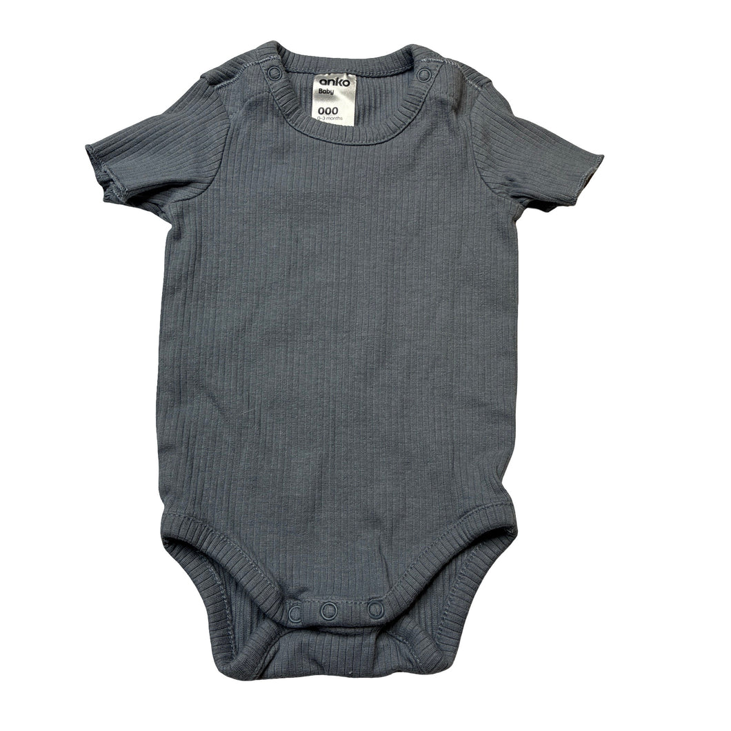 Unisex Anko, stretchy ribbed bodysuit / romper, EUC, size 000,  