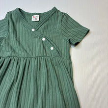 Load image into Gallery viewer, Girls PatPat, green ribbed lightweight romper, GUC, size 00,  