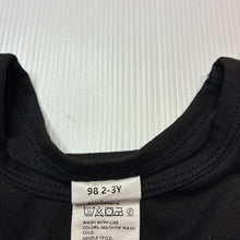 Load image into Gallery viewer, Boys black, soft feel stretchy lightweight tee / top, EUC, size 2-3,  