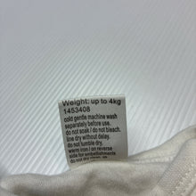 Load image into Gallery viewer, Unisex Baby Berry, soft cotton bodysuit / romper, EUC, size 0000,  