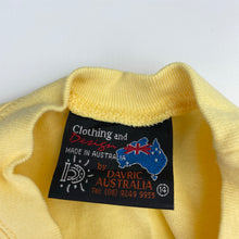 Load image into Gallery viewer, Unisex DAVRIC, cotton tee / top, crocodile, EUC, size 14,  