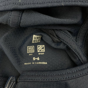 Unisex Uniqlo, navy lightweight zip hoodie sweater, EUC, size 5-6,  