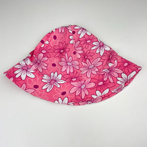 Girls Anko, long sleeve rashie / swim top + matching hat, GUC, size 5,  