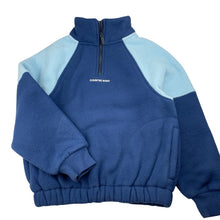Load image into Gallery viewer, Unisex Country Road, thick fleece sweater, light mark back right sleeve/shoulder, FUC, size 8,  