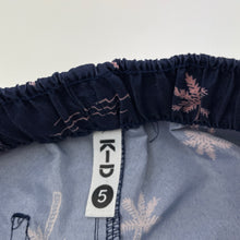 Load image into Gallery viewer, Boys KID, lightweight boardshorts, elasticated, GUC, size 5,  