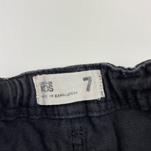 Load image into Gallery viewer, Boys Cotton On, denim cargo shorts, adjustable, wash fade, FUC, size 7,  