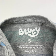 Load image into Gallery viewer, Unisex Bluey, striped cotton tee / top, GUC, size 5,  