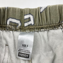 Load image into Gallery viewer, Unisex Bonds, stretchy shorts, elasticated, wash fade, FUC, size 5,  