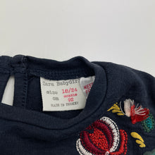 Load image into Gallery viewer, Girls Zara, embroidered navy cotton &amp; tulle dress, GUC, size 2, L: 40cm