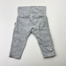 Load image into Gallery viewer, Unisex Bonds, grey leggings / bottoms, EUC, size 0000,  