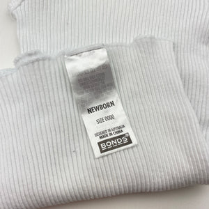 Unisex Bonds, white ribbed cotton singlet top, GUC, size 0000,  