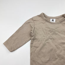 Load image into Gallery viewer, Unisex Dymples, soft feel stretchy long sleeve tee / top, EUC, size 00,  