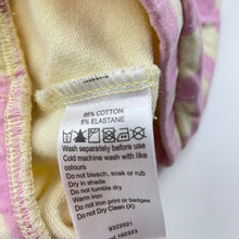 Load image into Gallery viewer, Girls Eve Girl, soft feel, stretchy, checked shorts, elasticated, EUC, size 3,  