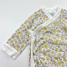 Load image into Gallery viewer, Girls Uniqlo, soft feel floral cotton romper, EUC, size 000,  