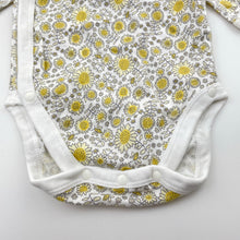 Load image into Gallery viewer, Girls Uniqlo, soft feel floral cotton romper, EUC, size 000,  