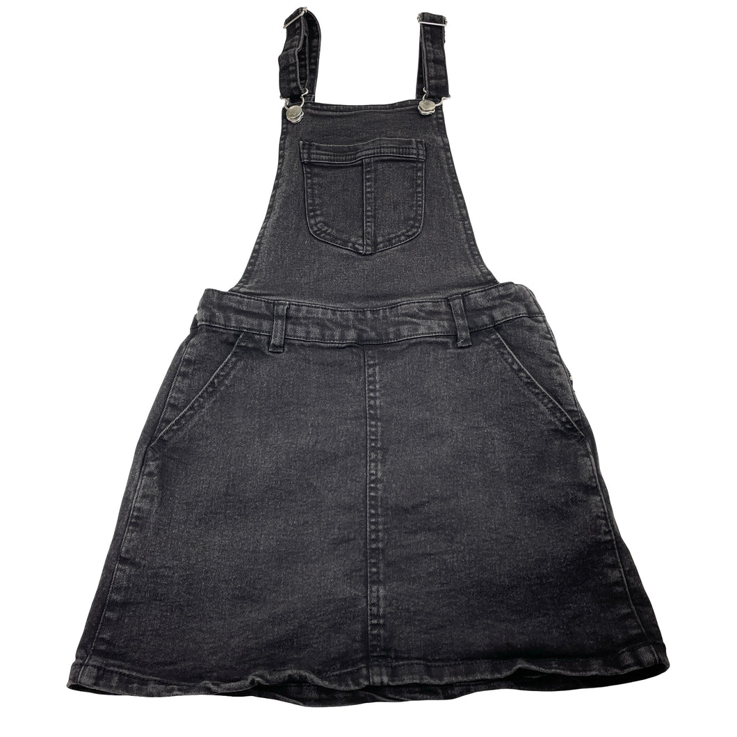Girls Target, black stretch denim overalls dress / pinafore, GUC, size 7, L: 63cm