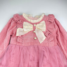 Load image into Gallery viewer, Girls fleece-lined, winter party dress, armpit to armpit: 32cm, shoulder to cuff: 37cm, EUC, size 5-6, L: 65cm