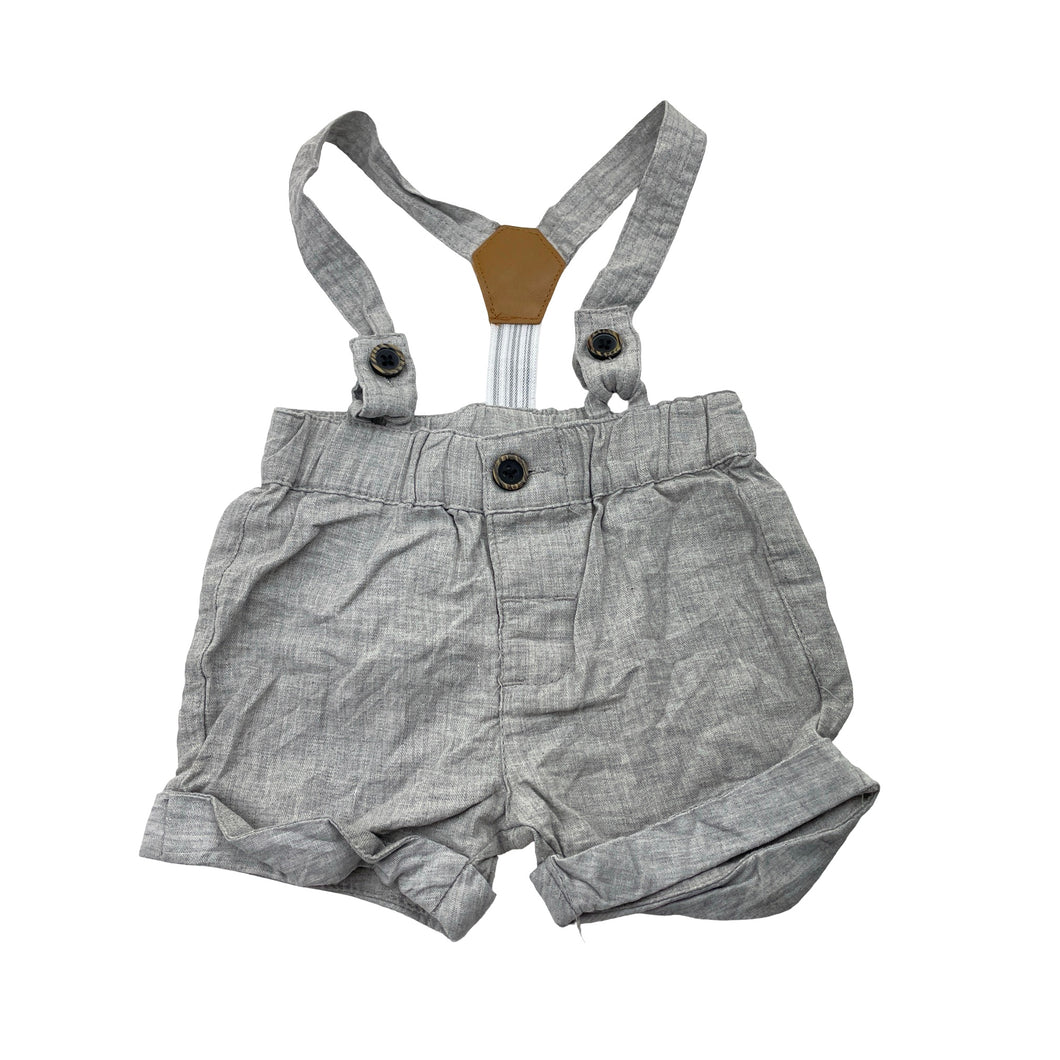 Boys Dymples, lightweight suspender shorts, elasticated, EUC, size 000,  