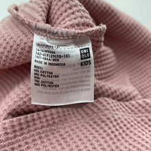 Load image into Gallery viewer, Girls Uniqlo, pink waffle short sleeve top, EUC, size 5-6,  
