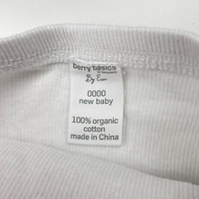 Load image into Gallery viewer, Unisex Baby Berry, ribbed organic cotton nappy cover, EUC, size 0000,  
