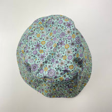 Load image into Gallery viewer, Girls floral, reversible sun hat, EUC, size 3-5,  