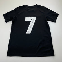 Load image into Gallery viewer, Boys Nike, DRI-FIT sports / activewar top, EUC, size 10-11,  