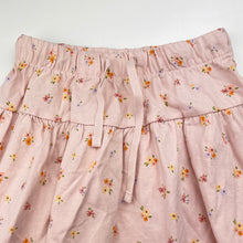 Load image into Gallery viewer, Girls Target, floral cotton skirt, elasticated, EUC, size 6,  