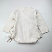 Load image into Gallery viewer, Girls soft feel, stretchy knit romper, EUC, size 000,  